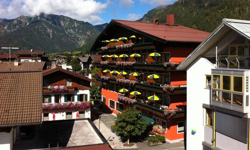 Hotel Tiroler Adler im Sommer