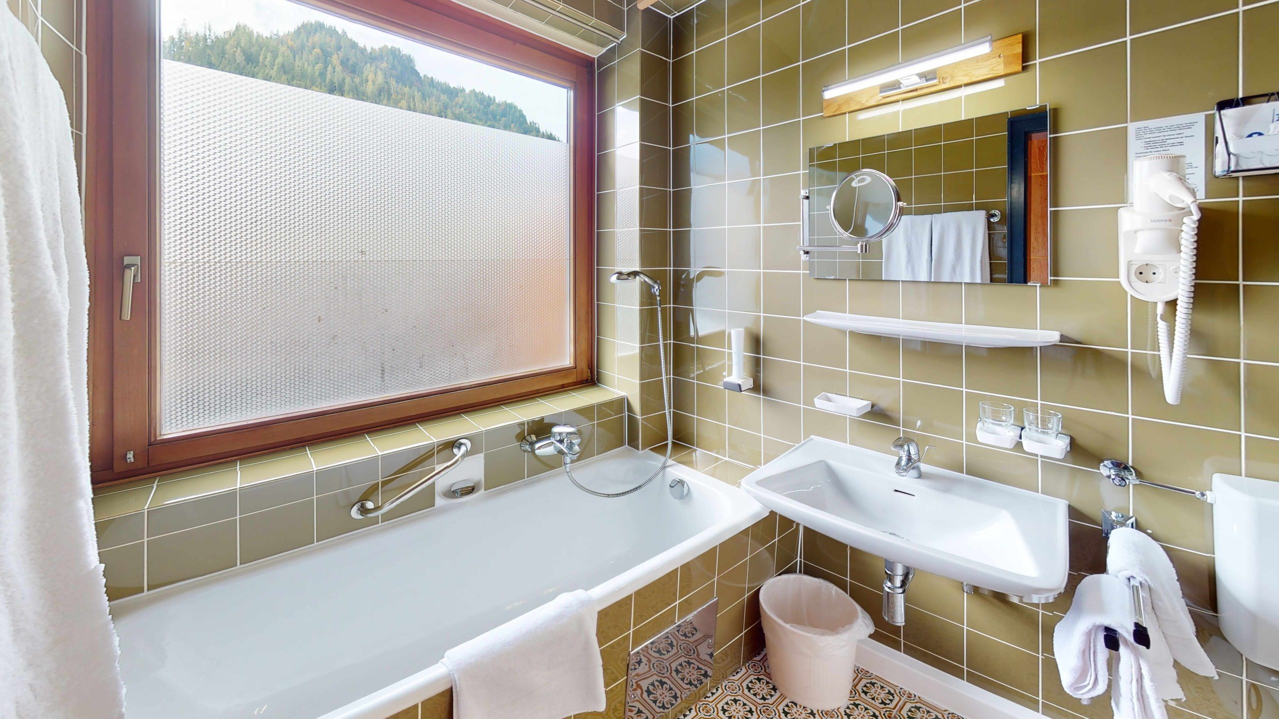 Adler Komfort Badezimmer