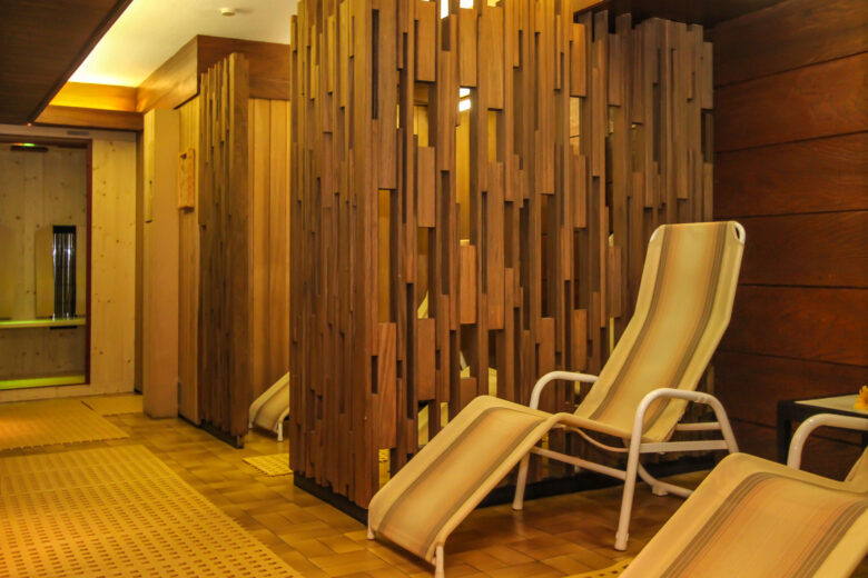 Sauna Tiroler Adler kleiner Wellnessbereich